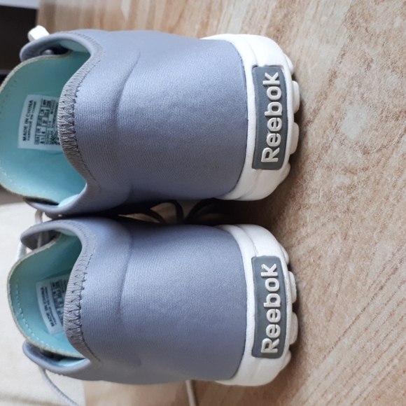 Reebok sneakers 6.5 - Picture 6 of 11